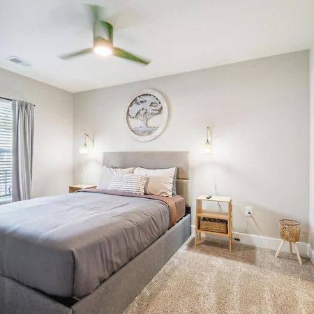 A Pet Friendly Cozy Condo In Traverse City Exterior foto